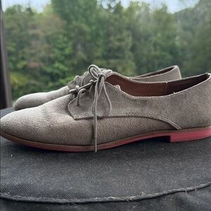 DV by Dolce Vita Gray Suede Lace-Up Shoes Size 8.5M